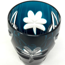 Load image into Gallery viewer, Shamrock Teal Bell-shaped Tumbler Slightly Imperfect