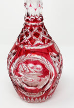 Load image into Gallery viewer, Red Claddagh Wine Decanter